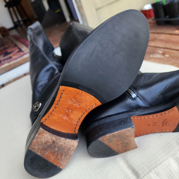 Black Leather Knee-High Boots - Picture 6 of 10